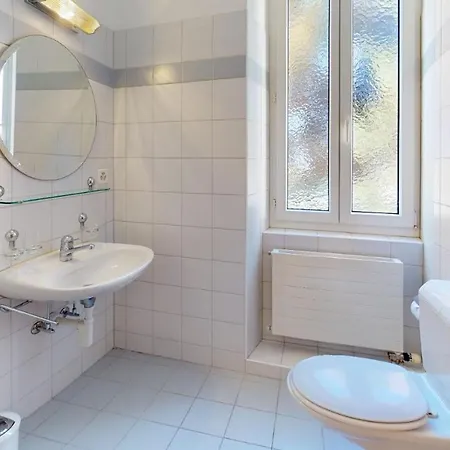 Somplatz 6 Apartamento